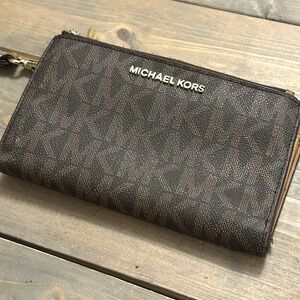 Michael Kors‎ Signature Adele Double Zip Smartphone Wallet